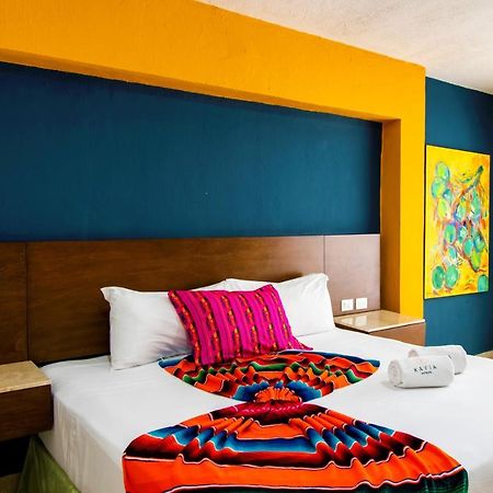 Hotel Mariachi By Kavia 5Th Av 신데 델 카르멘 외부 사진
